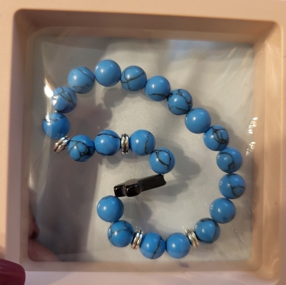 New in box Blue Beads Bracelet Cross - Picture 2 of 3